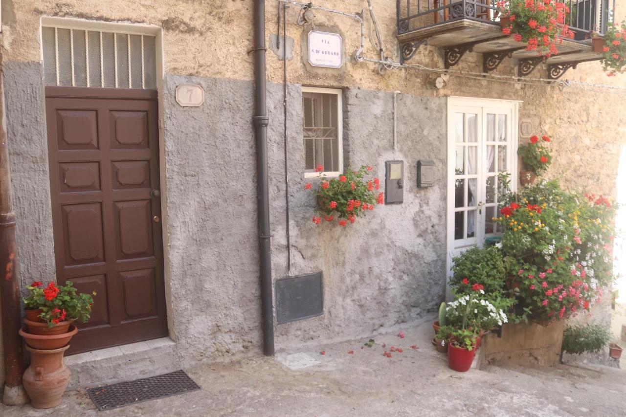 Marianna Hotel Isnello Екстериор снимка