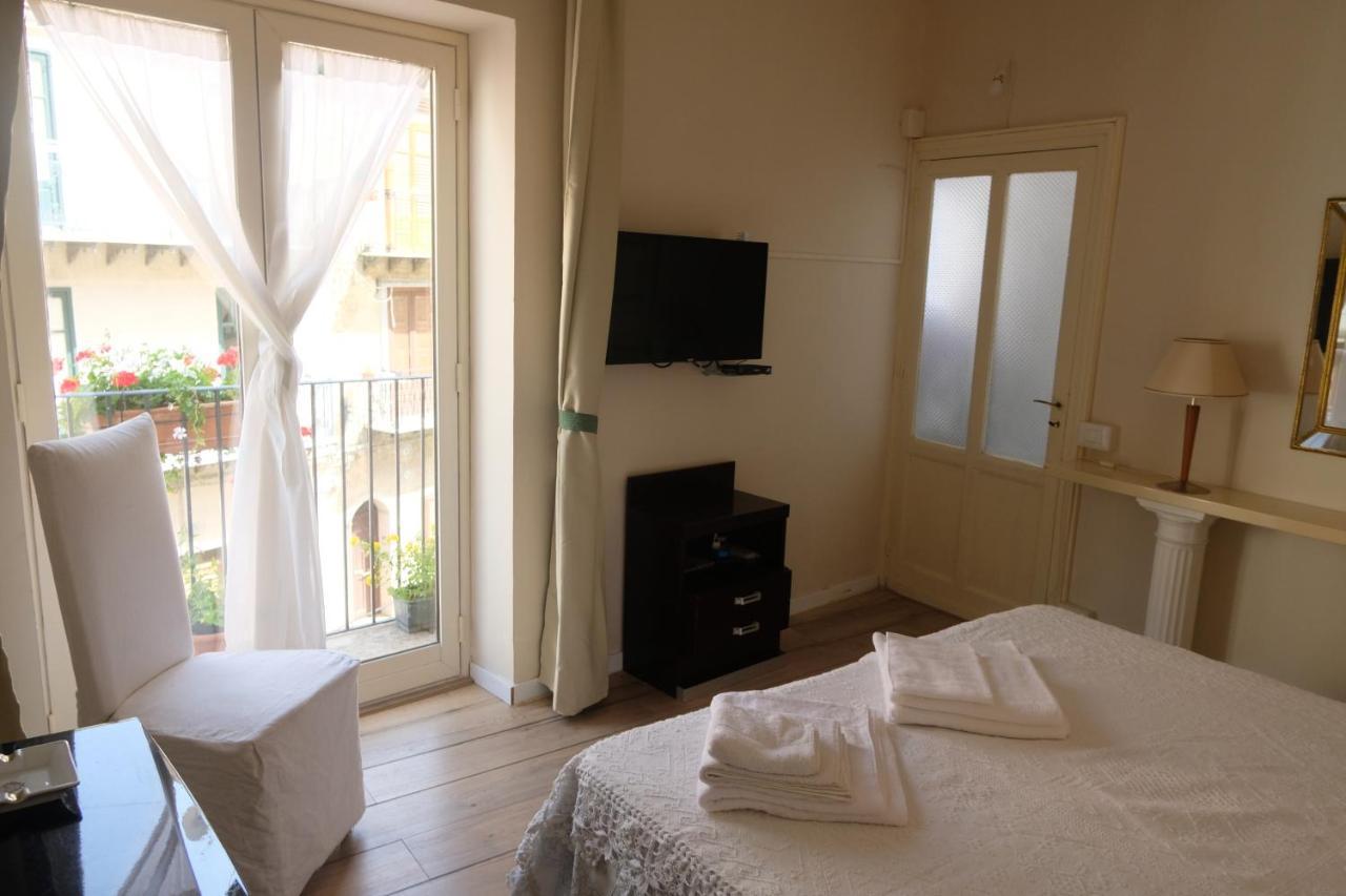 Marianna Hotel Isnello Екстериор снимка